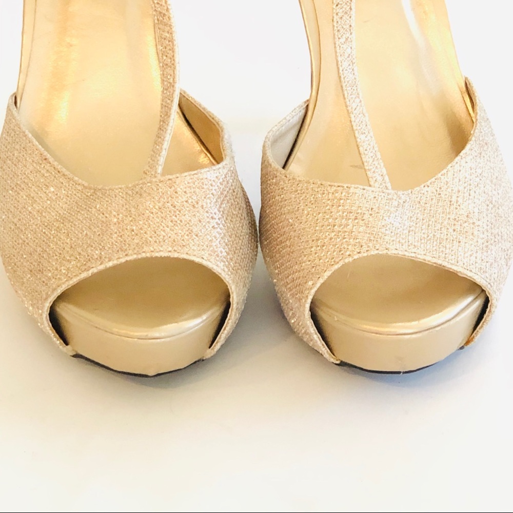 🎉DE Blossom Collection Gold Platform Heels - Women’s 9 - Picture 7 of 7
